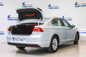 Volkswagen Passat Executive 1.5 TSI 110kW (150CV) DSG **Techo panorámico** - Foto 17