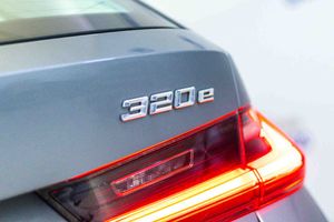 BMW Serie 3 320e xDrive Touring - Foto 17