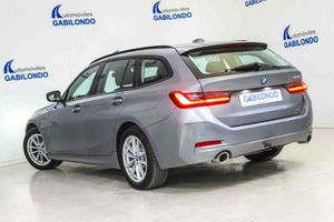 BMW Serie 3 320e xDrive Touring - Foto 16
