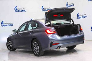 BMW Serie 3 318d Auto. - Foto 19