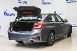 BMW Serie 3 318d Auto. - Foto 15