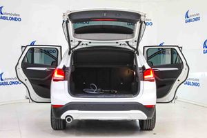 BMW X1 xDrive25e **Techo panorámico** - Foto 27