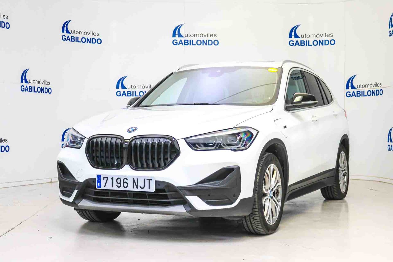 BMW X1 xDrive25e **Techo panorámico** - Foto 1