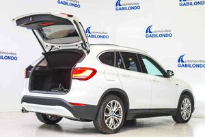 BMW X1 xDrive25e **Techo panorámico** - Foto 18