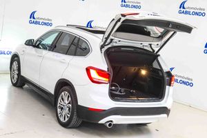 BMW X1 xDrive25e **Techo panorámico** - Foto 23