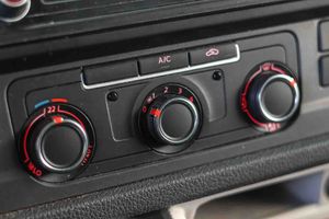 Volkswagen Transporter L1H1 2.0 TDI Business Line - Foto 38