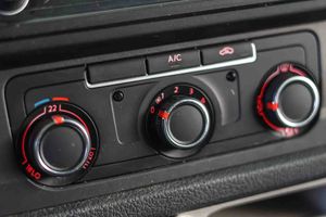 Volkswagen Transporter L1H1 2.0 TDI Business Line - Foto 37