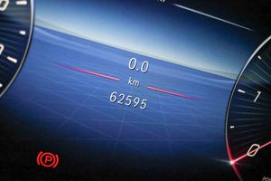 Mercedes Clase C C 220d AMG Line **Techo solar** - Foto 6