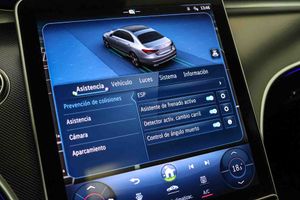 Mercedes Clase C C 220d AMG Line **Techo solar** - Foto 59