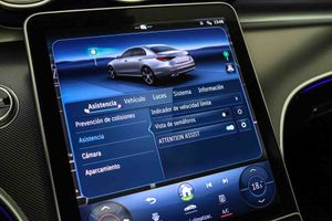 Mercedes Clase C C 220d AMG Line **Techo solar** - Foto 60