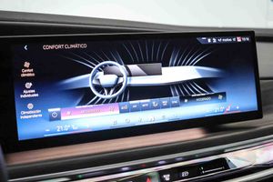 BMW i7 eDrive50 M Sport **Techo panorámico** - Foto 61