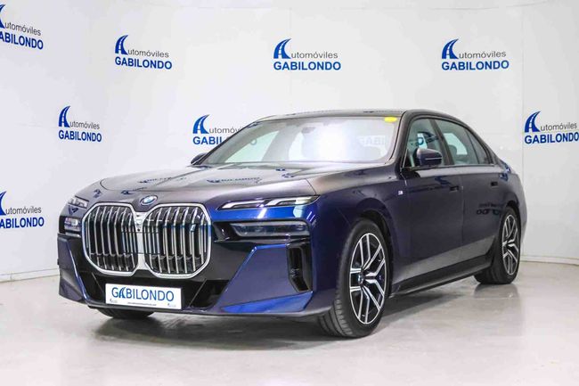 BMW i7 eDrive50 M Sport **Techo panorámico** - Foto 1