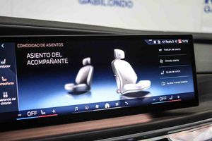 BMW i7 eDrive50 M Sport **Techo panorámico** - Foto 76