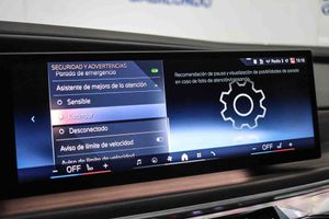 BMW i7 eDrive50 M Sport **Techo panorámico** - Foto 70