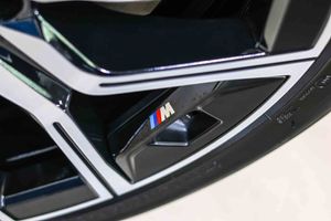 BMW i7 eDrive50 M Sport **Techo panorámico** - Foto 26