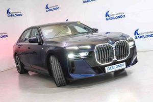 BMW i7 eDrive50 M Sport **Techo panorámico** - Foto 15