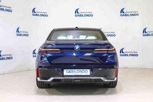 BMW i7 eDrive50 M Sport **Techo panorámico** - Foto 4