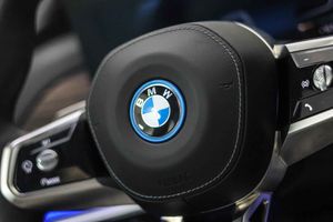 BMW i7 eDrive50 M Sport **Techo panorámico** - Foto 42