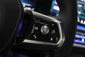 BMW i7 eDrive50 M Sport **Techo panorámico** - Foto 45