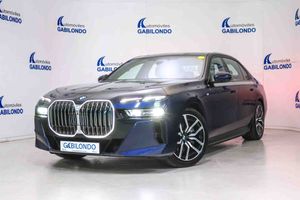 BMW i7 eDrive50 M Sport **Techo panorámico** - Foto 11