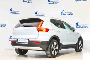 Volvo XC40 1.5 T5 Twin Momentum Auto - Foto 12