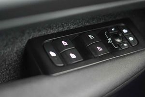 Volvo XC40 1.5 T5 Twin Momentum Auto - Foto 33