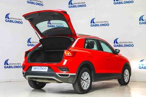 Volkswagen T-Roc Advance 1.5 TSI 110kW (150CV) **Techo panorámico** - Foto 16
