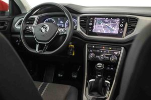 Volkswagen T-Roc Advance 1.5 TSI 110kW (150CV) **Techo panorámico** - Foto 32