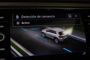 Volkswagen T-Roc Advance 1.5 TSI 110kW (150CV) **Techo panorámico** - Foto 64