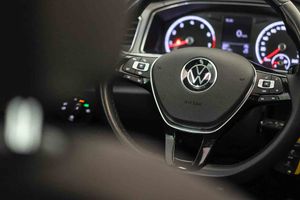 Volkswagen T-Roc Advance 1.5 TSI 110kW (150CV) **Techo panorámico** - Foto 33