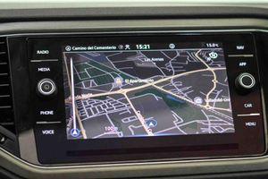 Volkswagen T-Roc Advance 1.5 TSI 110kW (150CV) **Techo panorámico** - Foto 43