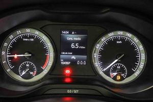 Skoda Karoq 2.0 TDI 85kW (115CV) Ambition - Foto 39