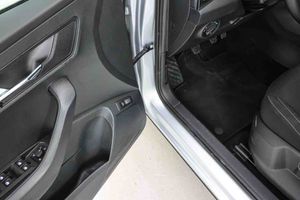 Skoda Karoq 2.0 TDI 85kW (115CV) Ambition - Foto 28