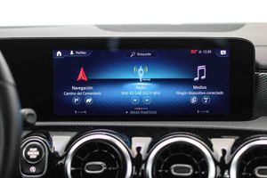 Mercedes CLA Shooting Brake 180 D DCT - Foto 42