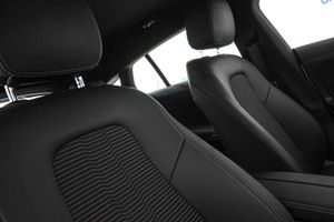 Mercedes CLA Shooting Brake 180 D DCT - Foto 45