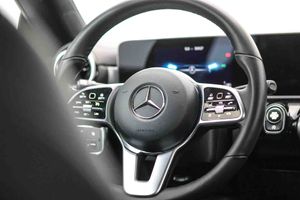 Mercedes CLA Shooting Brake 180 D DCT - Foto 31