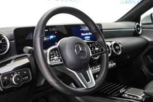 Mercedes CLA Shooting Brake 180 D DCT - Foto 5