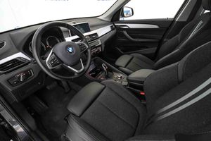 BMW X1 sDrive18i Auto xLine - Foto 26