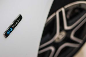 Mercedes Clase A Sedán A 250 e **Techo panorámico** - Foto 22