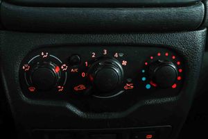 Dacia Dokker Essential 1.6 GLP - Foto 35