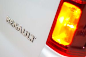 Renault Trafic Equilibre Largo Ene Blue dCi 110kW *9 Plazas* - Foto 19