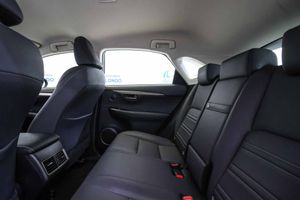 Lexus NX 2.5 300h Business 2WD - Foto 53