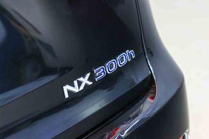 Lexus NX 2.5 300h Business 2WD - Foto 12
