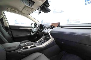 Lexus NX 2.5 300h Business 2WD - Foto 51