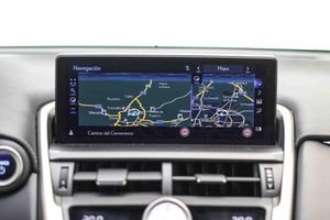 Lexus NX 2.5 300h Business 2WD - Foto 50