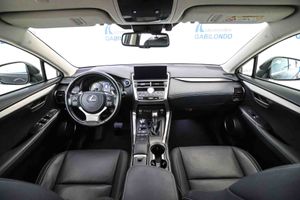 Lexus NX 2.5 300h Business 2WD - Foto 31