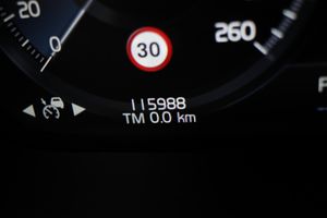 Volvo XC90 2.0 T8 AWD Recharge R-Design Auto **Techo panorámico** 7 Plazas - Foto 6