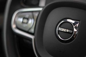 Volvo XC90 2.0 T8 AWD Recharge R-Design Auto **Techo panorámico** 7 Plazas - Foto 38