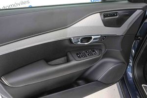 Volvo XC90 2.0 T8 AWD Recharge R-Design Auto **Techo panorámico** 7 Plazas - Foto 32