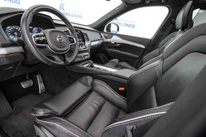 Volvo XC90 2.0 T8 AWD Recharge R-Design Auto **Techo panorámico** 7 Plazas - Foto 30